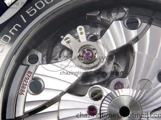 0226 Aqua Terra GMT Worldtimer 43mm VSF 1:1 Best Edition Deep Blue Dial on Blue Rubber Strap A8938 Super Clone QuickDry 7721